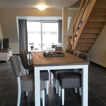 Holiday Suites De Panne 3* دي بان