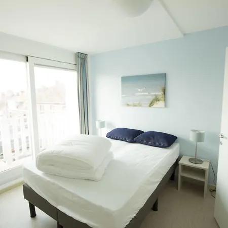 Holiday Suites De Panne 3* دي بان