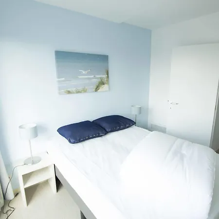 Holiday Suites De Panne 3* دي بان